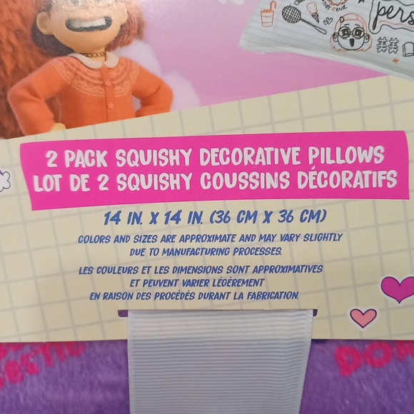 Disney Pixar Turning Red 2 Pack Squishy Pillows Cushions - 'Doodle' - Picture 8 of 9